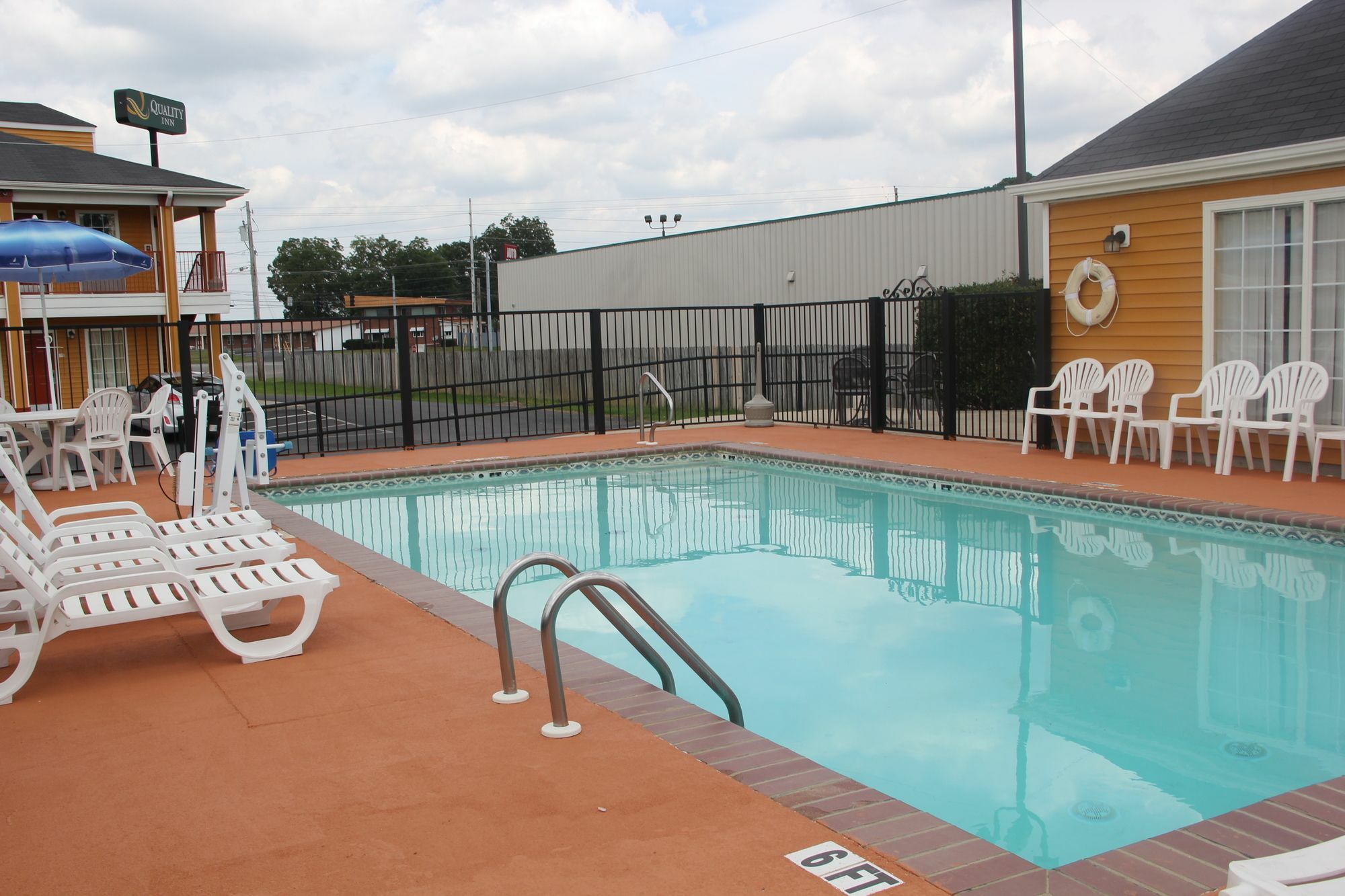 Quality Inn Albertville Us 431 Экстерьер фото